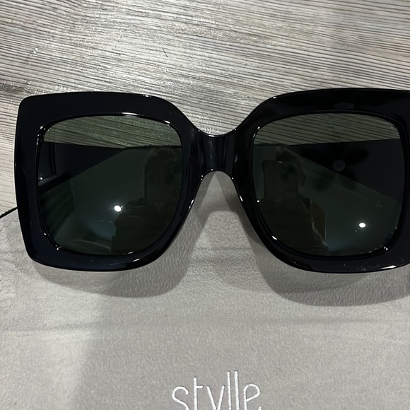 Stylle Sunglasses - Picture 2 of 6